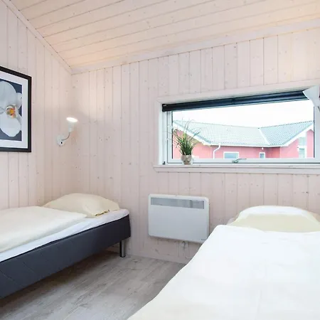 With Sauna And Modern Interiors بيت للعطل *